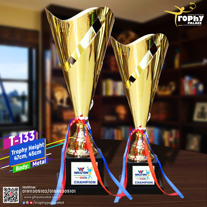 Ready-made metal trophy with Wooden Base, model T-133